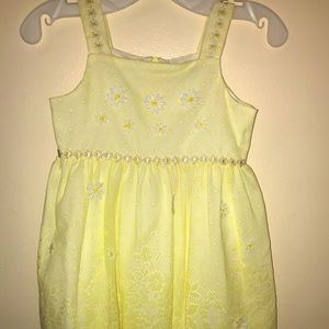 Yellow Summer Dress with Flowers. New